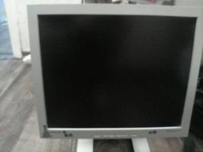 Лот: 7795976. Фото: 1. Монитор. ЖК-мониторы