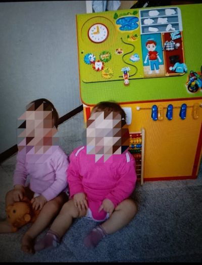 Лот: 20679975. Фото: 1. Бизиборд домик. Развивающие