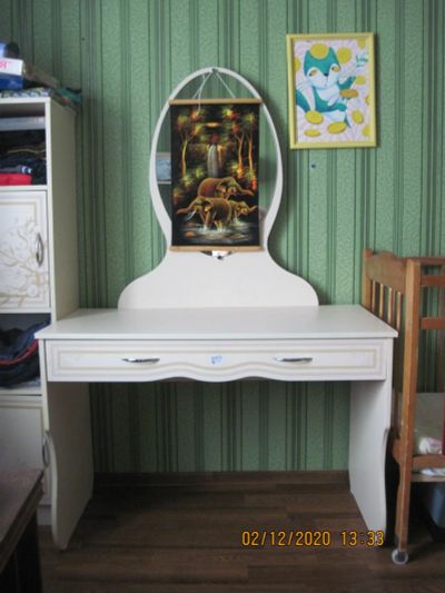 Лот: 17386589. Фото: 1. Стол с зеркалом. Столики, стулья, парты