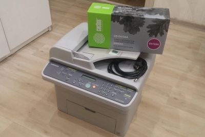 Лот: 25082046. Фото: 1. Продам лазерное МФУ Samsung SCX-4725NF. МФУ и копировальные аппараты