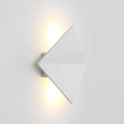 Лот: 21373318. Фото: 1. Светодиодное Бра Wattme Origami... Бра, настенные светильники