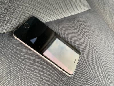 Лот: 17992403. Фото: 1. iPhone 6 128 Gb. Смартфоны