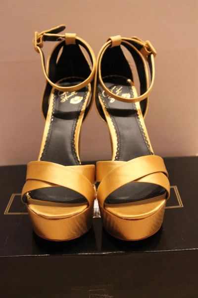 Лот: 3620814. Фото: 1. Босоножки Victorias Secret. Босоножки