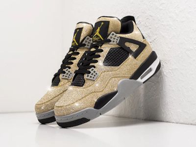 Лот: 18949710. Фото: 1. Кроссовки Nike Air Jordan 4 Retro. Кеды, кроссовки, слипоны