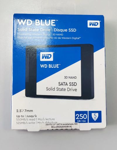 Лот: 21020677. Фото: 1. SSD WD Blue 250 GB Новый, запечатан... SSD-накопители