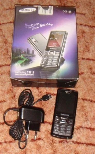 Лот: 520294. Фото: 1. Продам Samsung GT-C5212 Duos. Кнопочные мобильные телефоны