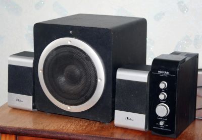 Лот: 9673024. Фото: 1. Microlab H-220. Активные акустические системы