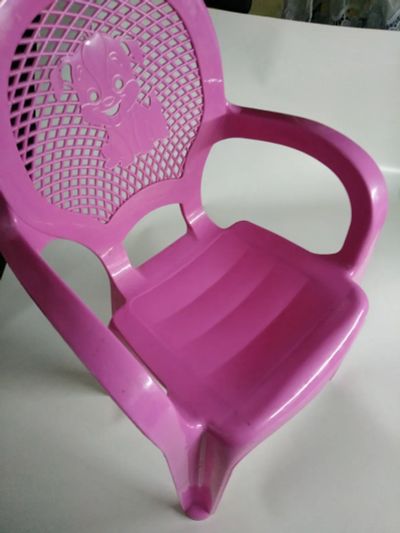 Лот: 20549884. Фото: 1. Стул детский, розовый для девочки. Столики, стулья, парты