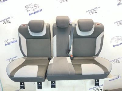 Лот: 25318816. Фото: 1. сиденье Ford Focus CB8. Двигатель и элементы двигателя