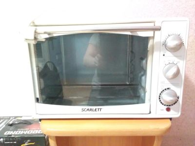 Лот: 10570241. Фото: 1. Мини-печь Scarlett SC-E093011. Микроволновки, мини-печи