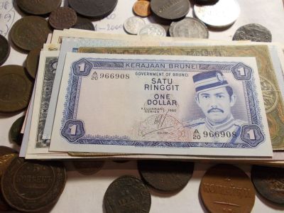Лот: 16543301. Фото: 1. Уже совсем редкость. 1 риннгит... Азия