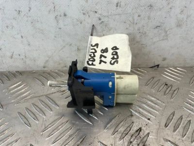 Лот: 24965178. Фото: 1. концевик педали тормоза Ford Focus... Двигатель и элементы двигателя