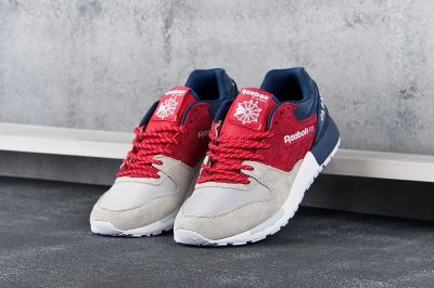 Лот: 12686213. Фото: 1. Кроссовки Reebok GL 6000 (6690... Кеды, кроссовки, слипоны