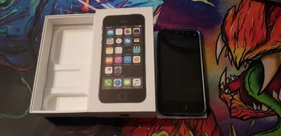 Лот: 19963524. Фото: 1. Iphone 5s 16 gb. Смартфоны