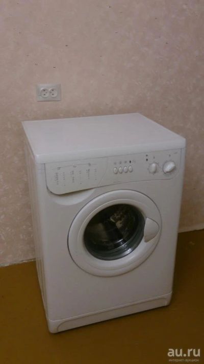 Лот: 9065218. Фото: 1. Стиральная машина Indesit W104TEX. Стиральные машины