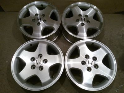 Лот: 7526015. Фото: 1. Оригинальные японские диски Honda... Диски
