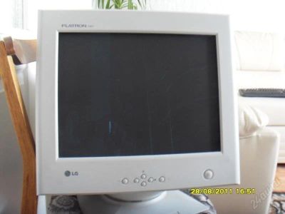 Лот: 1155907. Фото: 1. Монитор 17 LG Flatron 775FT. ЭЛТ-мониторы