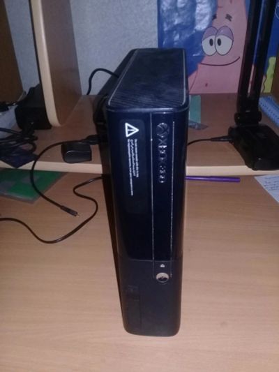 Лот: 10690402. Фото: 1. Xbox 360 E. Игровые приставки, консоли