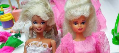 Лот: 25671523. Фото: 1. Куклы Барби Barbie из 90х + одежда... Куклы и аксессуары