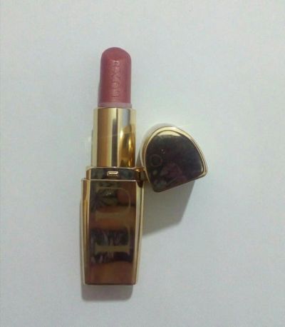 Лот: 8618509. Фото: 1. Увлажняющая губная помада Avon... Макияж