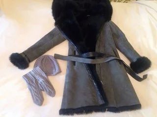 Лот: 6066060. Фото: 1. Продам новую теплую молодежную... Верхняя одежда