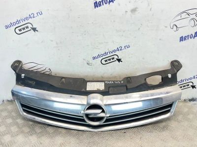 Лот: 25529537. Фото: 1. решетка радиатора Opel Astra L35. Другое (автозапчасти)