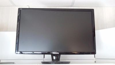 Лот: 8139438. Фото: 1. Монитор Philips. ЖК-мониторы