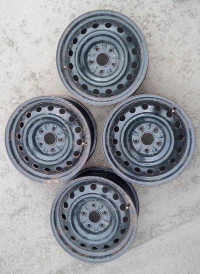Лот: 11321237. Фото: 1. Штамповки Toyota R16. Диски