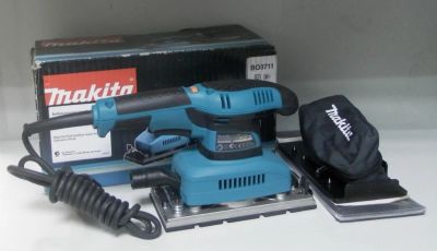 Лот: 9878519. Фото: 1. Продам шлифмашину Makita BO3711... Электроинструмент
