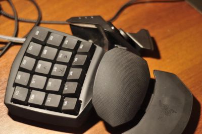 Лот: 7132450. Фото: 1. Игровой контроллер Razer Orbweaver. Клавиатуры и мыши