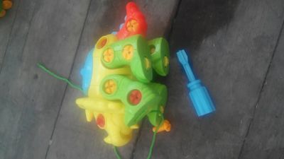 Лот: 9582469. Фото: 1. Динозавр конструктор на саморезах. Конструкторы