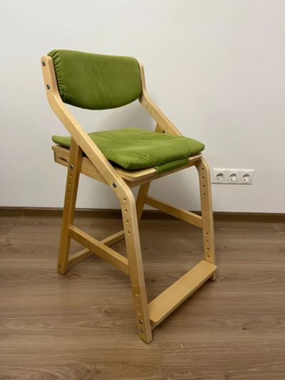 Лот: 25590833. Фото: 1. Растущий стул Робин Wood с чехлом... Столики, стулья, парты