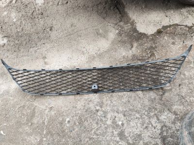 Лот: 25800699. Фото: 1. Решетка бампера Mitsubishi Outlander... Кузов