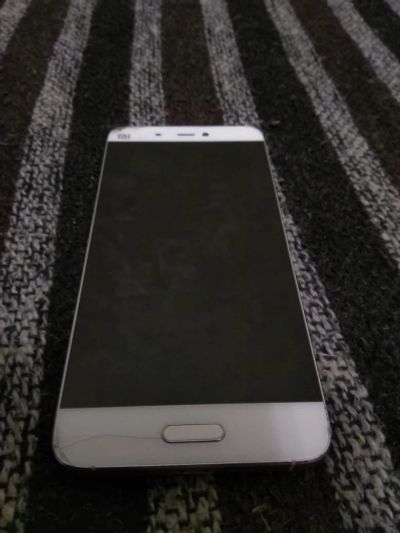 Лот: 12733074. Фото: 1. Xiaomi Mi 5 ТОРГ. Смартфоны
