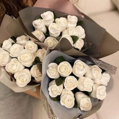 Лот: 15537173. Фото: 1. Букет из 11 съедобных роз. Букеты из конфет, игрушек