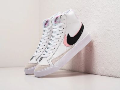 Лот: 20592345. Фото: 1. Кроссовки Nike Blazer Mid 77. Кеды, кроссовки, слипоны