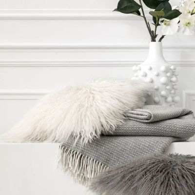 Лот: 22345373. Фото: 1. Декоративные подушки Togas. Одеяла, подушки