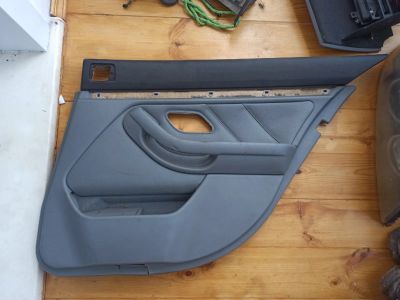 Лот: 17716031. Фото: 1. обшивка двери bmw e39 серые задние. Салон