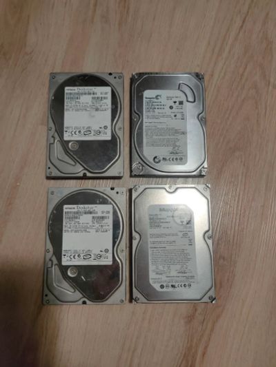 Лот: 24785786. Фото: 1. HDD 320gb 3.5 - 4шт. Жёсткие диски (HDD)