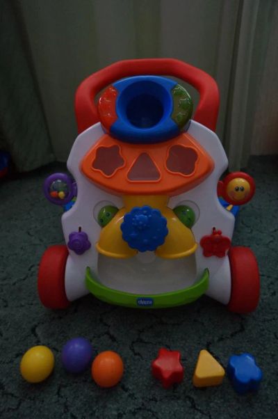 Лот: 4058901. Фото: 1. Активные ходунки Chicco. Ходунки, прыгунки, качели