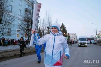 Лот: 13301457. Фото: 1. Продам белый костюм Универсиады... Костюмы, пиджаки, комбинезоны
