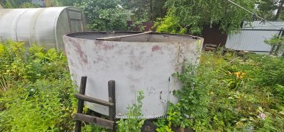 Лот: 25793960. Фото: 1. Железный бак (емкость) для дачи. Баки, ёмкости