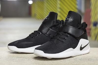 Лот: 10785654. Фото: 1. Кроссовки Nike Kwazi (Black-White... Кеды, кроссовки, слипоны