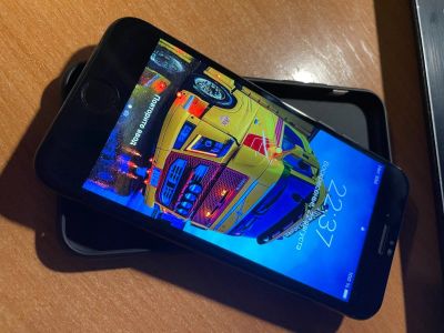 Лот: 17996672. Фото: 1. iPhone 7 128gb black mate. Смартфоны