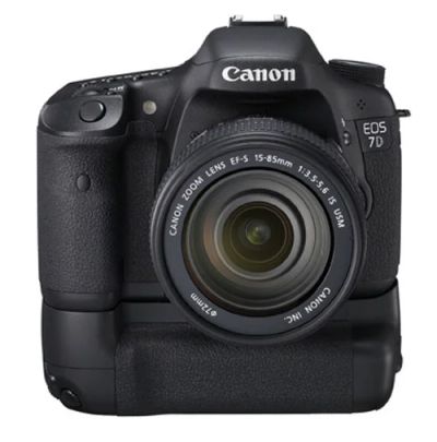 Лот: 4958296. Фото: 1. Цифровой фотоаппарат Canon EOS... Цифровые зеркальные