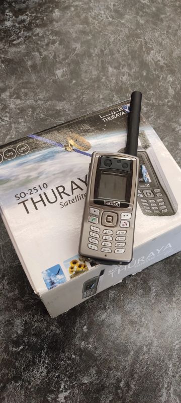 Лот: 18939208. Фото: 1. Спутниковый телефон Thuraya. Стоит... Спутниковая связь