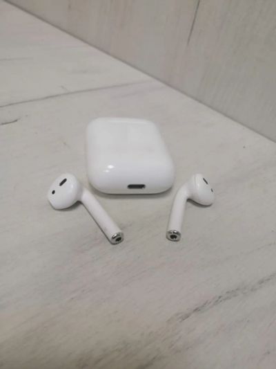 Лот: 19662336. Фото: 1. Наушники Apple AirPods (c1948). Наушники, гарнитуры