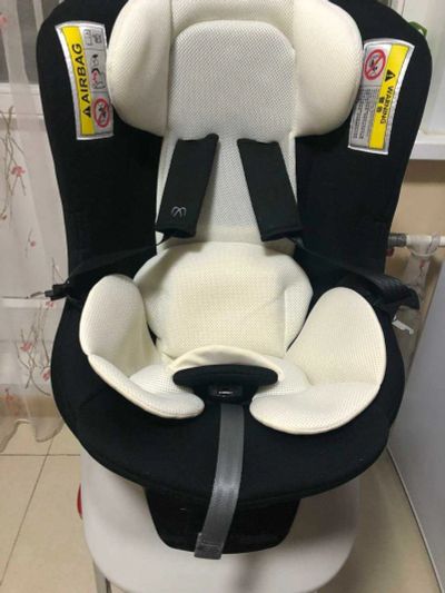 Лот: 15049335. Фото: 1. Автокресло Carmate Ailebebe Kurutto... Детские автокресла