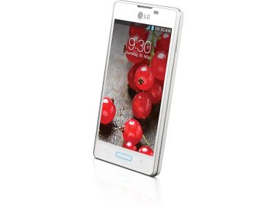 Лот: 4484436. Фото: 1. Продам смартфон LG Optimus L5... Смартфоны