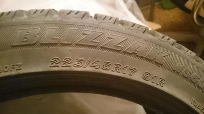 Лот: 6011685. Фото: 1. зимние шины Bridgestone Blizzak... Шины